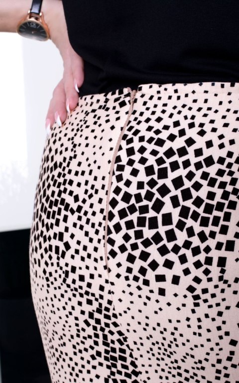 Elegancka spódnica beżowa z podszewką P128 Elegancka spódnica beżowa z podszewką P128