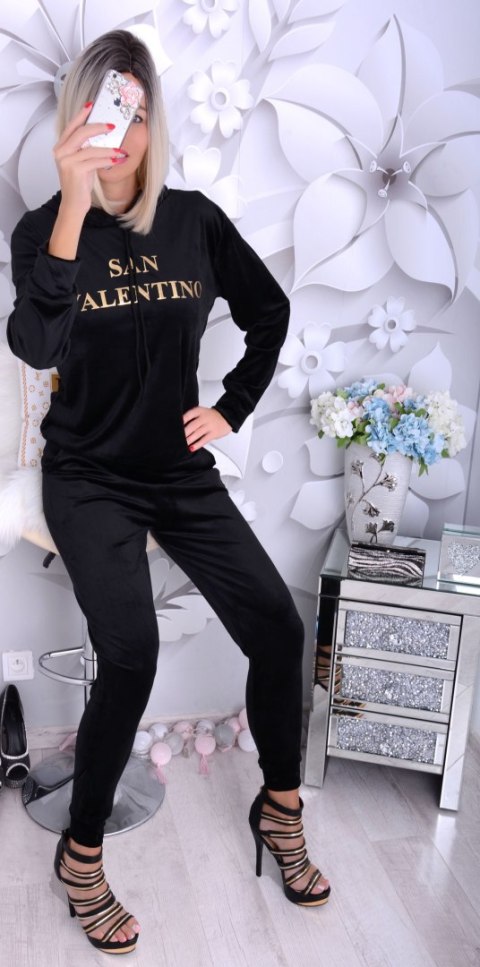 NOWOŚĆ Modny dres welurowy SAN VALENTINO P719 NOWOŚĆ Modny dres welurowy SAN VALENTINO P719